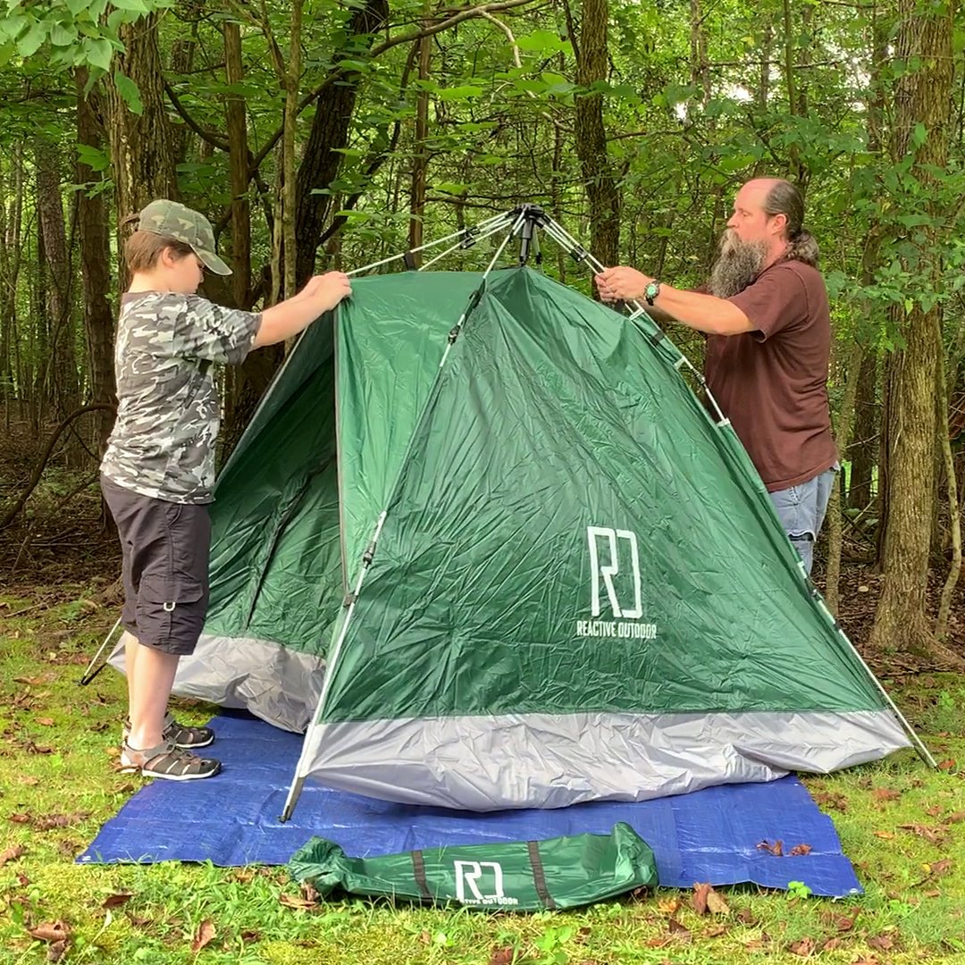 1 Large-Sized 3 Secs Tent